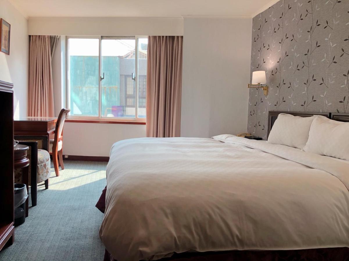 Moonlight Hotel Синьчжу Экстерьер фото